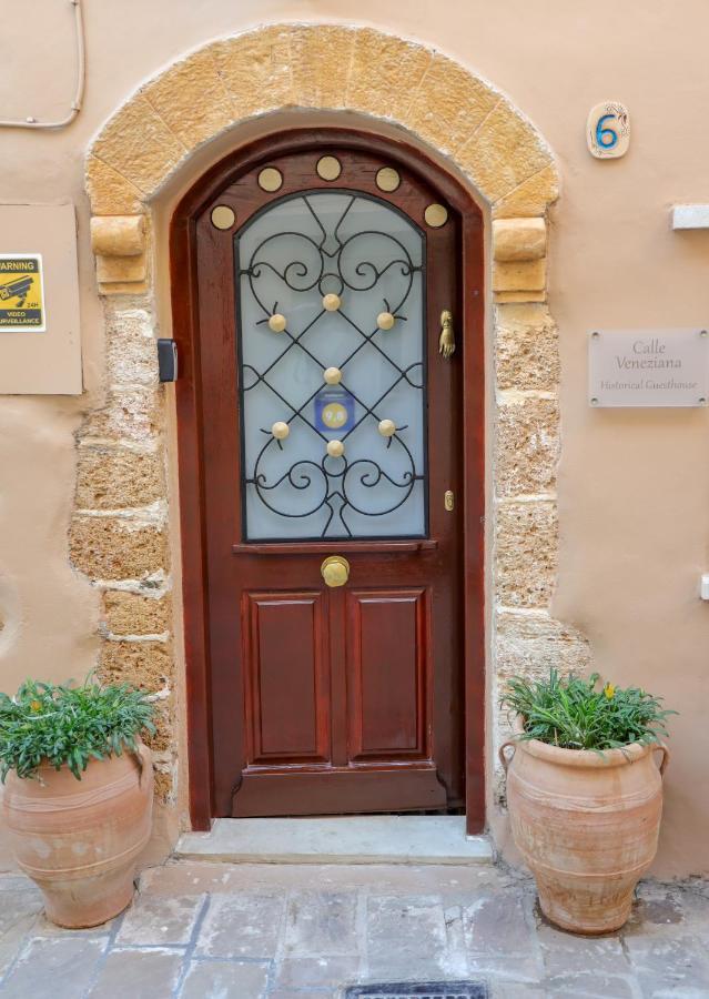 Calle Veneziana Chrissi Akti Chania Exterior foto