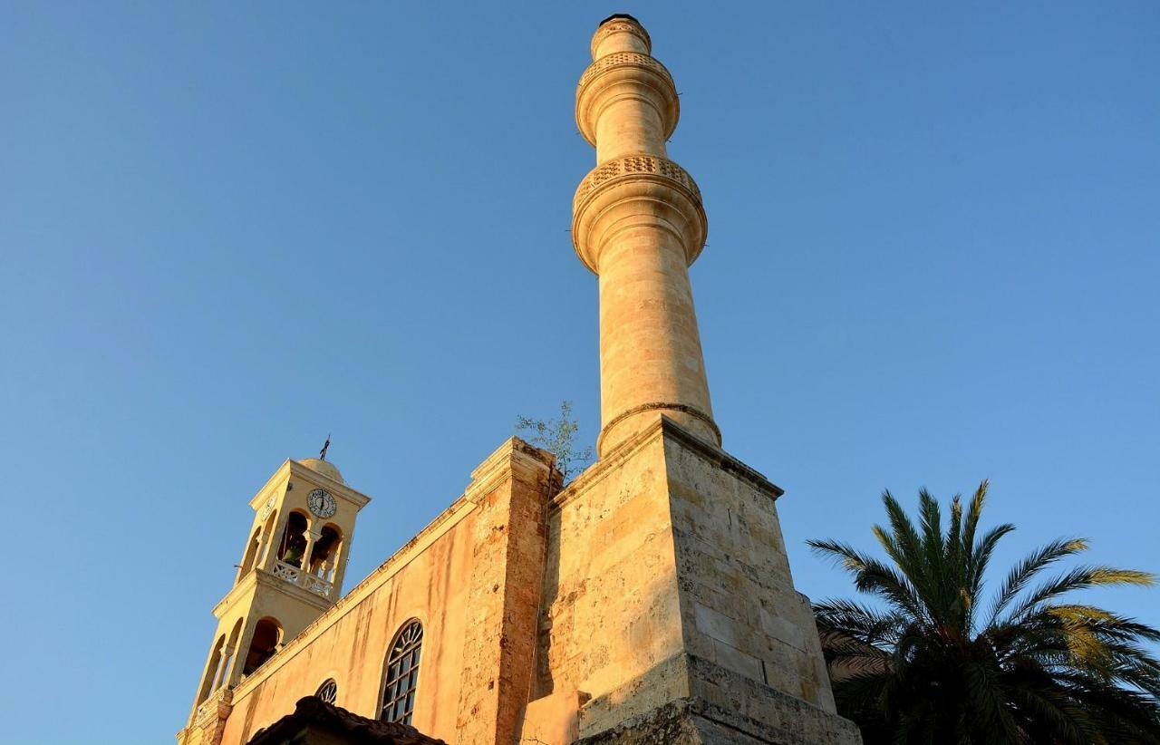 Calle Veneziana Chrissi Akti Chania Exterior foto